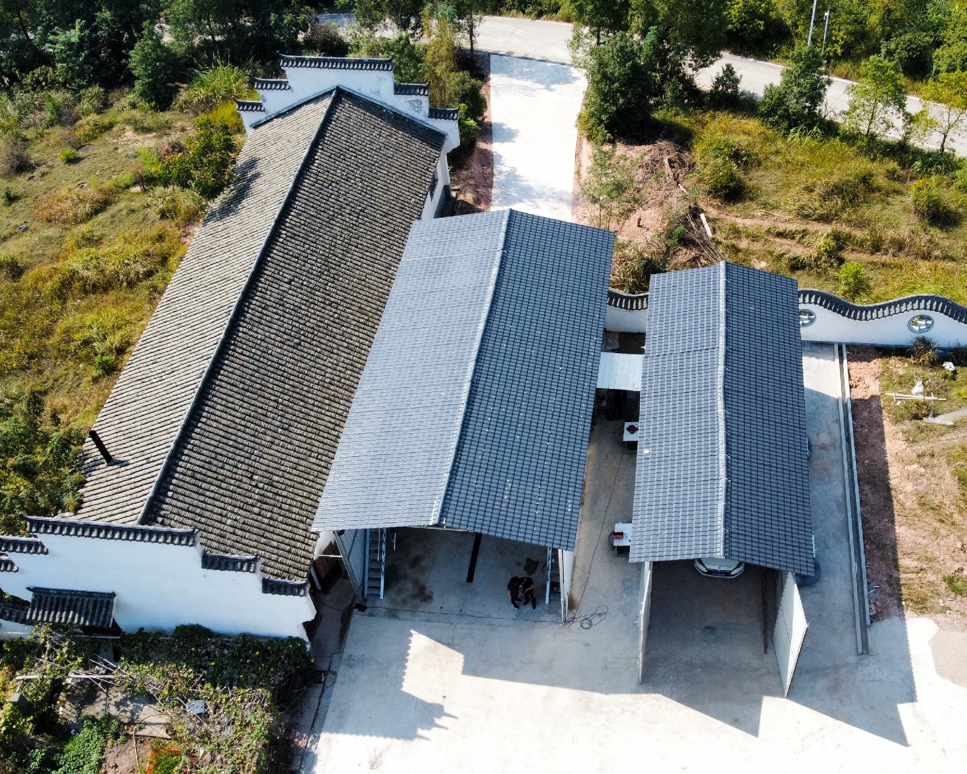 1793164622138129.jpg 01-航拍-新改建清洗房与烘干房.jpg